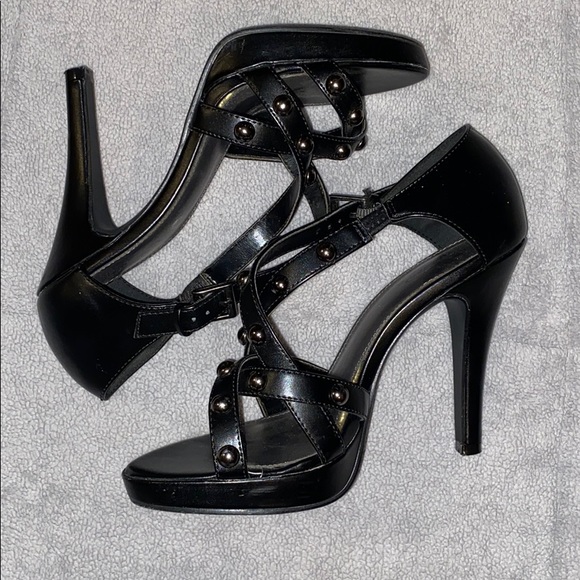 Open toe heels - Picture 2 of 5